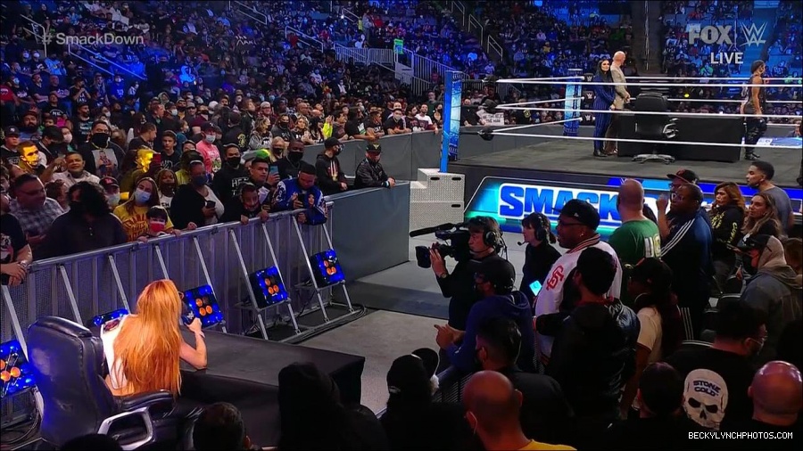 WWE_Friday_Night_SmackDown_2021_10_08_720p_HDTV_x264-NWCHD_mp4_000291524.jpg