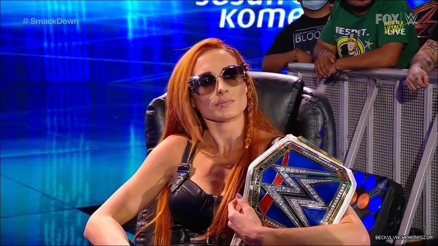 WWE_Friday_Night_SmackDown_2021_10_08_720p_HDTV_x264-NWCHD_mp4_000297130.jpg