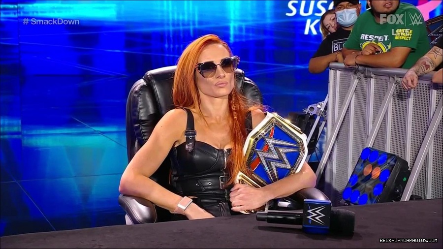 WWE_Friday_Night_SmackDown_2021_10_08_720p_HDTV_x264-NWCHD_mp4_000353186.jpg