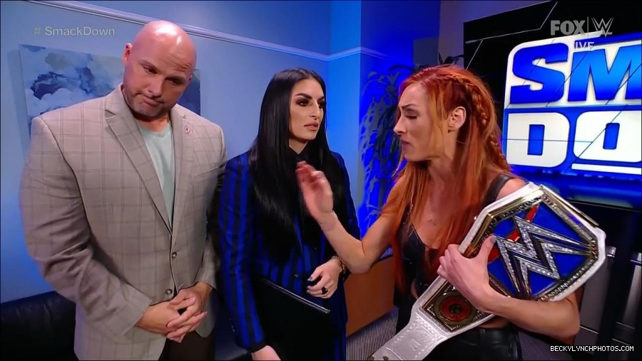WWE_Friday_Night_SmackDown_2021_10_08_720p_HDTV_x264-NWCHD_mp4_004481666.jpg
