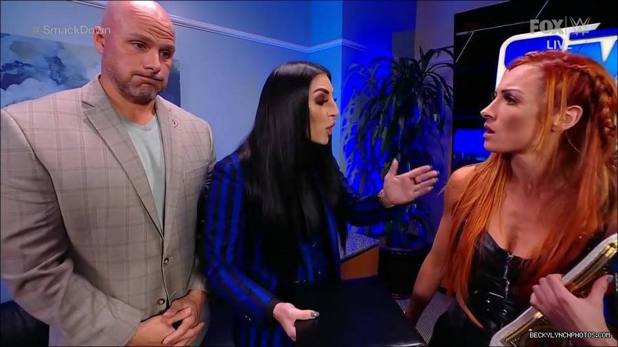 WWE_Friday_Night_SmackDown_2021_10_08_720p_HDTV_x264-NWCHD_mp4_004506191.jpg