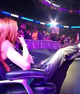 WWE_Friday_Night_SmackDown_2021_10_08_720p_HDTV_x264-NWCHD_mp4_000060593.jpg