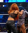 WWE_Friday_Night_SmackDown_2021_10_08_720p_HDTV_x264-NWCHD_mp4_000421154.jpg