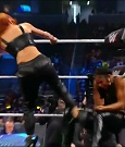 WWE_Friday_Night_SmackDown_2021_10_08_720p_HDTV_x264-NWCHD_mp4_000426058.jpg