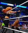 WWE_Friday_Night_SmackDown_2021_10_08_720p_HDTV_x264-NWCHD_mp4_000440072.jpg
