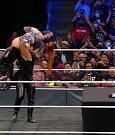 WWE_Friday_Night_SmackDown_2021_10_08_720p_HDTV_x264-NWCHD_mp4_000461093.jpg