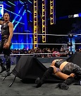 WWE_Friday_Night_SmackDown_2021_10_08_720p_HDTV_x264-NWCHD_mp4_000495428.jpg