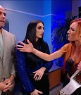 WWE_Friday_Night_SmackDown_2021_10_08_720p_HDTV_x264-NWCHD_mp4_004476060.jpg
