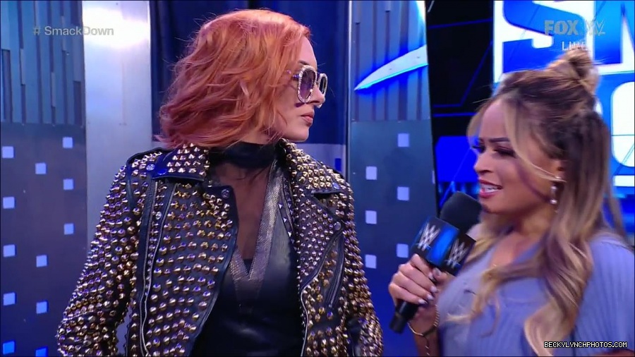 WWE_Supersized_SmackDown_2021_10_15_720p_HDTV_x264-NWCHD_mp4_004757129.jpg