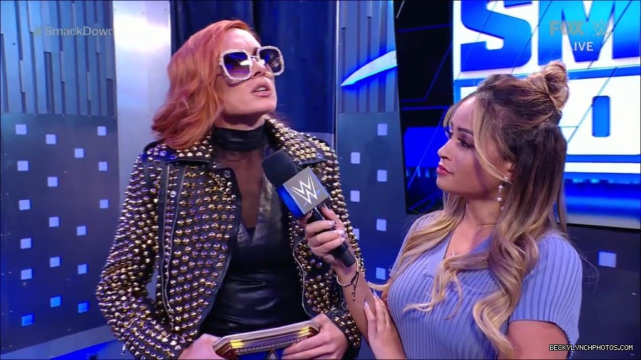 WWE_Supersized_SmackDown_2021_10_15_720p_HDTV_x264-NWCHD_mp4_004763135.jpg