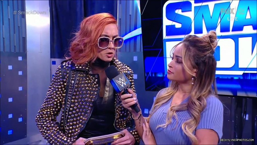 WWE_Supersized_SmackDown_2021_10_15_720p_HDTV_x264-NWCHD_mp4_004764937.jpg