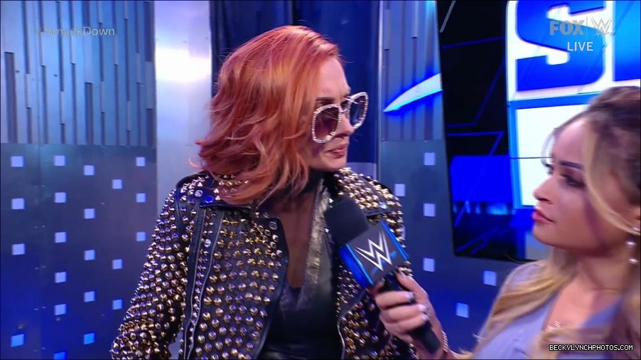 WWE_Supersized_SmackDown_2021_10_15_720p_HDTV_x264-NWCHD_mp4_004766138.jpg