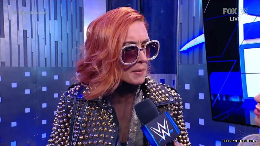 WWE_Supersized_SmackDown_2021_10_15_720p_HDTV_x264-NWCHD_mp4_004767339.jpg