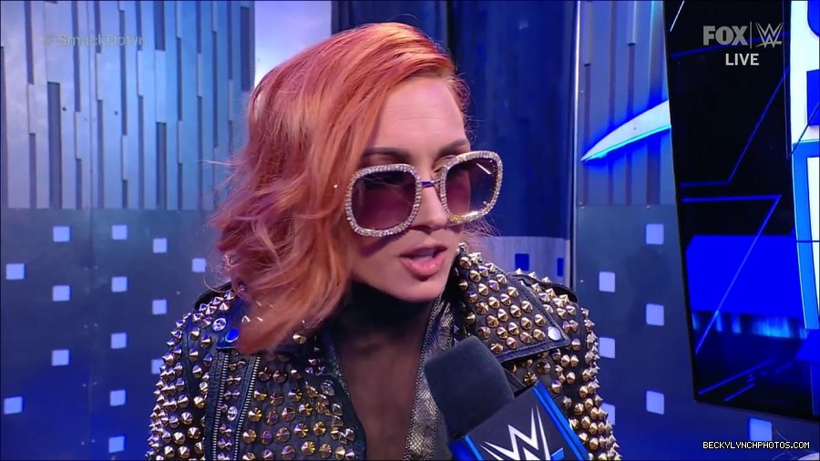 WWE_Supersized_SmackDown_2021_10_15_720p_HDTV_x264-NWCHD_mp4_004770943.jpg