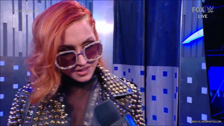WWE_Supersized_SmackDown_2021_10_15_720p_HDTV_x264-NWCHD_mp4_004773345.jpg
