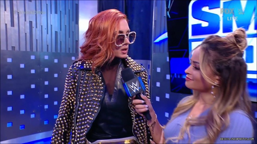 WWE_Supersized_SmackDown_2021_10_15_720p_HDTV_x264-NWCHD_mp4_004784156.jpg