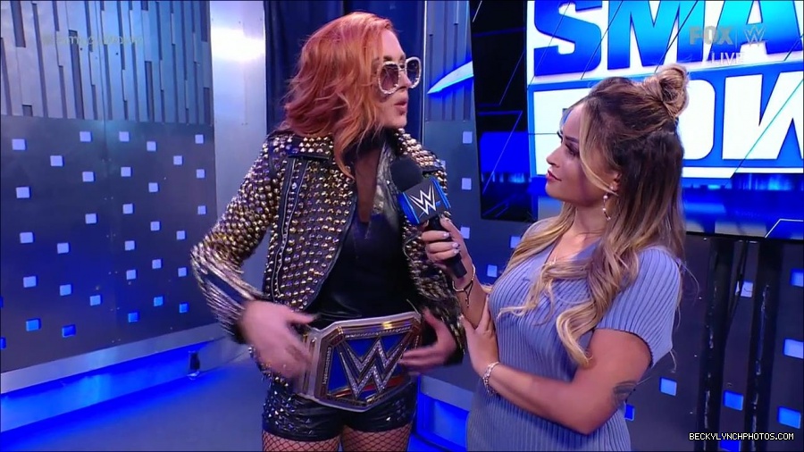 WWE_Supersized_SmackDown_2021_10_15_720p_HDTV_x264-NWCHD_mp4_004791363.jpg