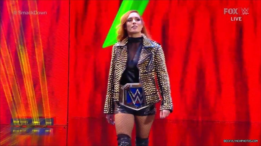 WWE_Supersized_SmackDown_2021_10_15_720p_HDTV_x264-NWCHD_mp4_004814787.jpg