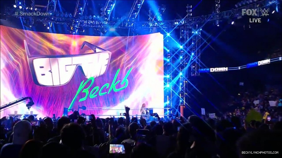 WWE_Supersized_SmackDown_2021_10_15_720p_HDTV_x264-NWCHD_mp4_004865838.jpg