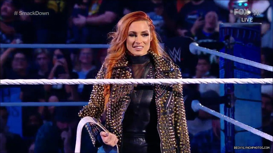 WWE_Supersized_SmackDown_2021_10_15_720p_HDTV_x264-NWCHD_mp4_004883255.jpg