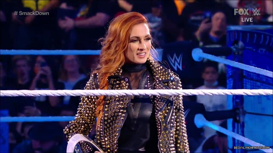 WWE_Supersized_SmackDown_2021_10_15_720p_HDTV_x264-NWCHD_mp4_004885057.jpg