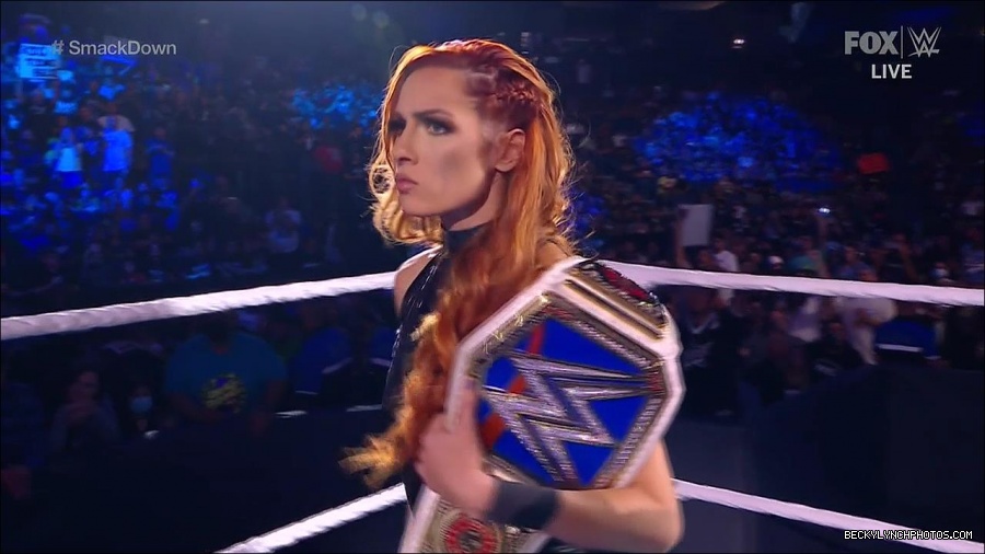 WWE_Supersized_SmackDown_2021_10_15_720p_HDTV_x264-NWCHD_mp4_004965638.jpg