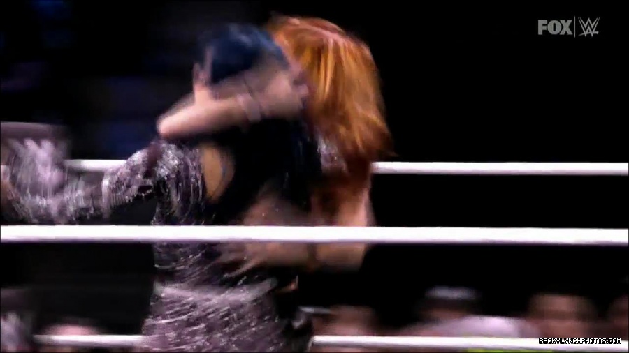 WWE_Supersized_SmackDown_2021_10_15_720p_HDTV_x264-NWCHD_mp4_005043716.jpg