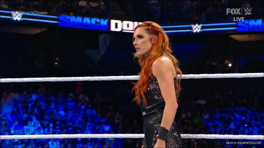 WWE_Supersized_SmackDown_2021_10_15_720p_HDTV_x264-NWCHD_mp4_005212484.jpg