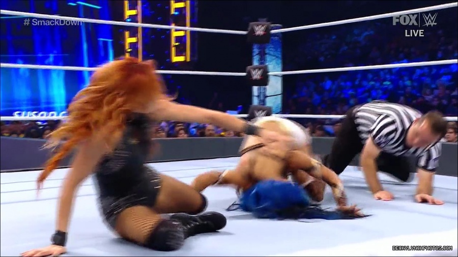 WWE_Supersized_SmackDown_2021_10_15_720p_HDTV_x264-NWCHD_mp4_005275748.jpg