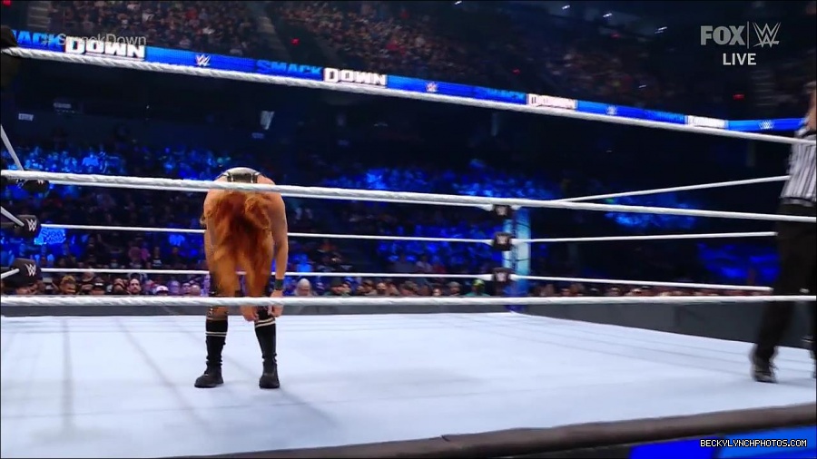 WWE_Supersized_SmackDown_2021_10_15_720p_HDTV_x264-NWCHD_mp4_005518991.jpg