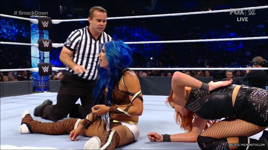 WWE_Supersized_SmackDown_2021_10_15_720p_HDTV_x264-NWCHD_mp4_005651123.jpg