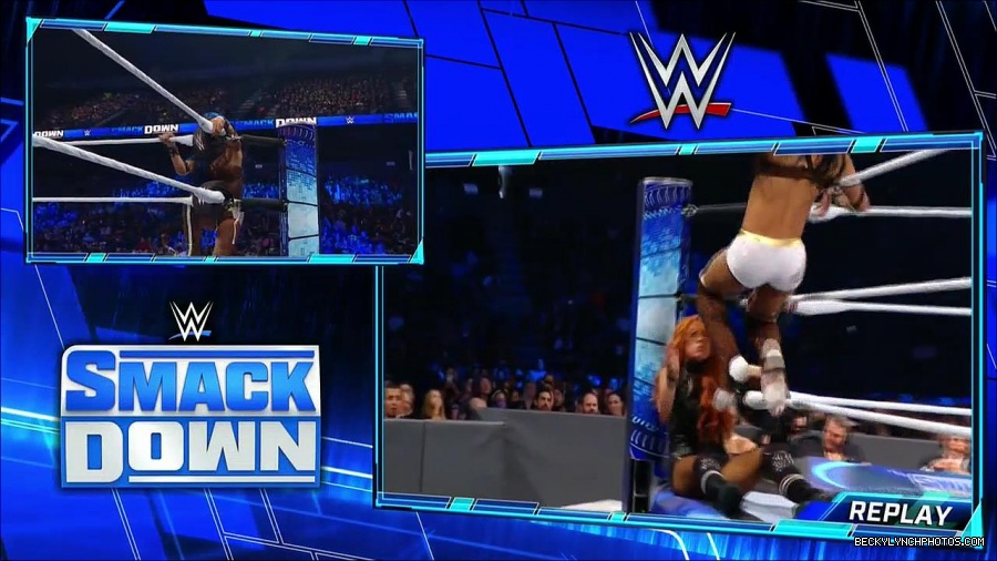 WWE_Supersized_SmackDown_2021_10_15_720p_HDTV_x264-NWCHD_mp4_005820025.jpg
