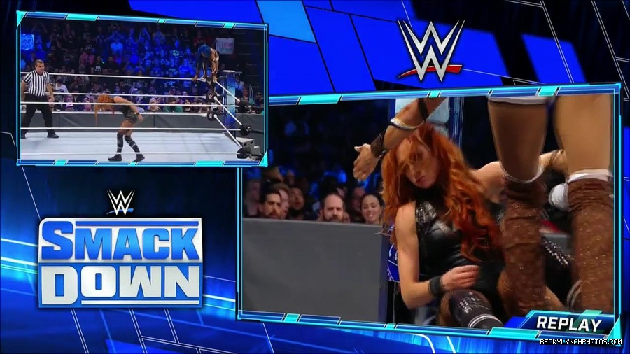 WWE_Supersized_SmackDown_2021_10_15_720p_HDTV_x264-NWCHD_mp4_005821826.jpg