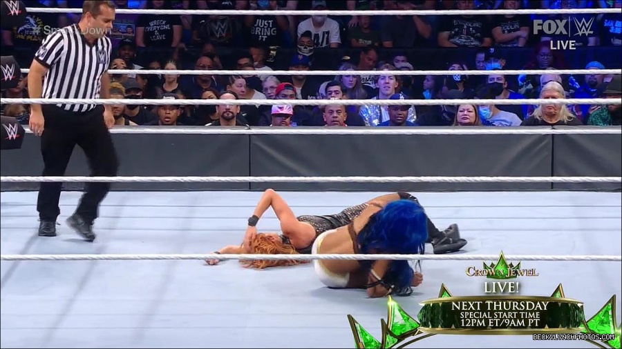 WWE_Supersized_SmackDown_2021_10_15_720p_HDTV_x264-NWCHD_mp4_005852457.jpg
