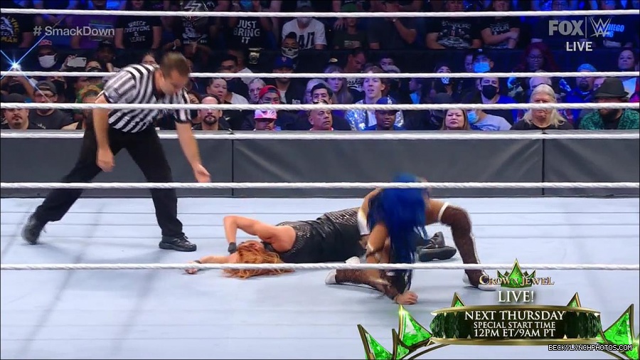 WWE_Supersized_SmackDown_2021_10_15_720p_HDTV_x264-NWCHD_mp4_005853058.jpg