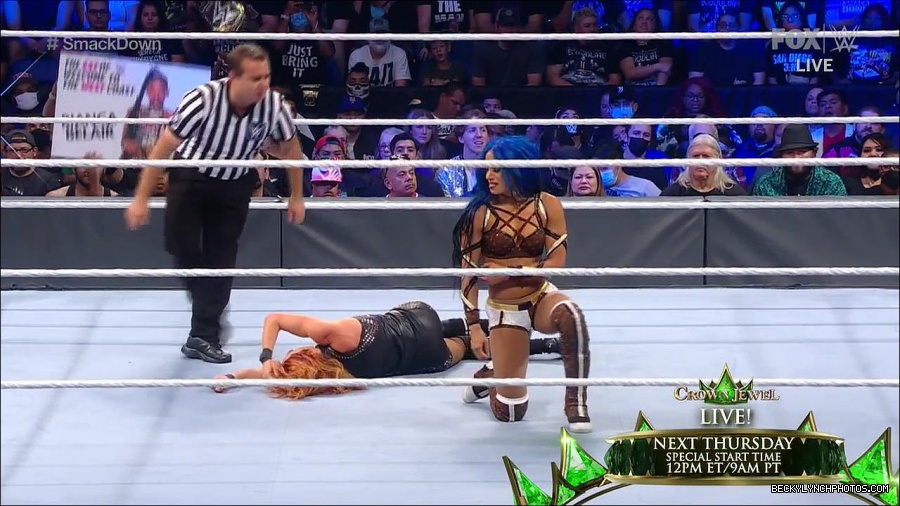WWE_Supersized_SmackDown_2021_10_15_720p_HDTV_x264-NWCHD_mp4_005854859.jpg