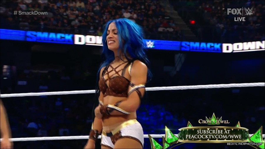 WWE_Supersized_SmackDown_2021_10_15_720p_HDTV_x264-NWCHD_mp4_005859664.jpg