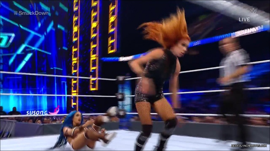 WWE_Supersized_SmackDown_2021_10_15_720p_HDTV_x264-NWCHD_mp4_005893298.jpg