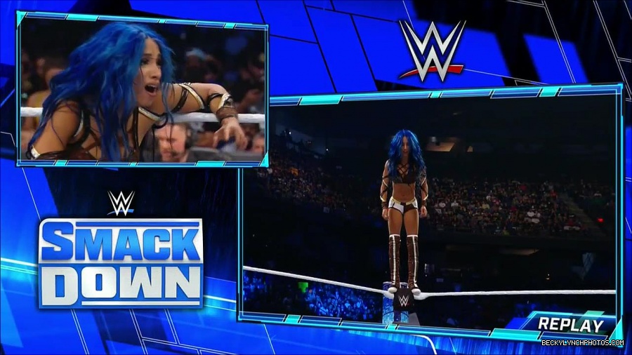 WWE_Supersized_SmackDown_2021_10_15_720p_HDTV_x264-NWCHD_mp4_005978583.jpg