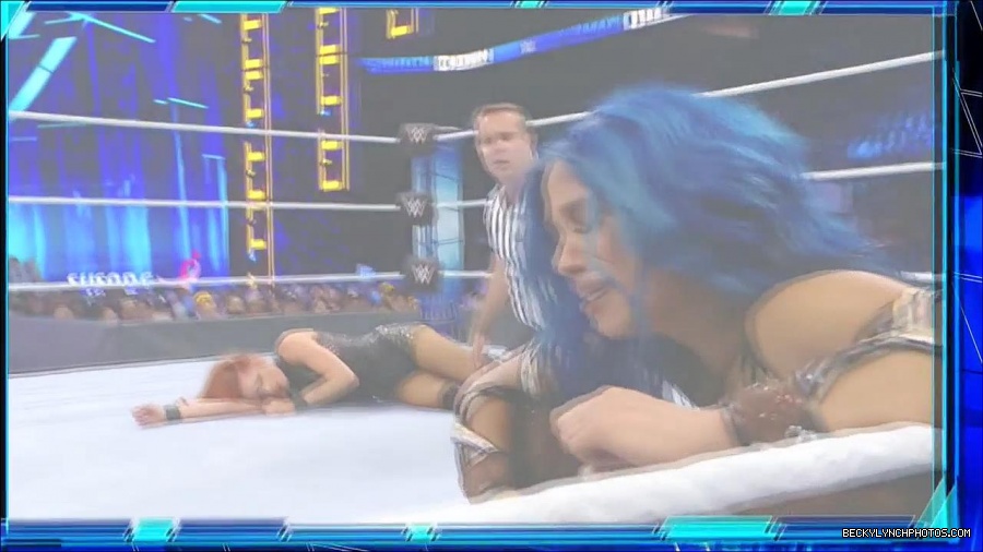 WWE_Supersized_SmackDown_2021_10_15_720p_HDTV_x264-NWCHD_mp4_005991196.jpg