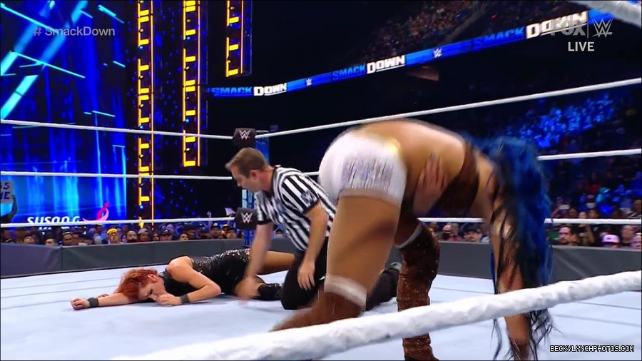 WWE_Supersized_SmackDown_2021_10_15_720p_HDTV_x264-NWCHD_mp4_005996601.jpg