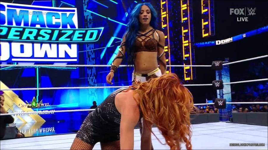 WWE_Supersized_SmackDown_2021_10_15_720p_HDTV_x264-NWCHD_mp4_006011616.jpg