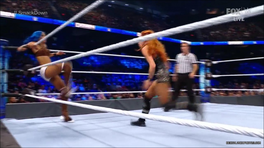 WWE_Supersized_SmackDown_2021_10_15_720p_HDTV_x264-NWCHD_mp4_006023027.jpg