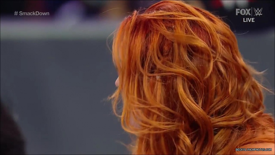 WWE_Supersized_SmackDown_2021_10_15_720p_HDTV_x264-NWCHD_mp4_006083087.jpg