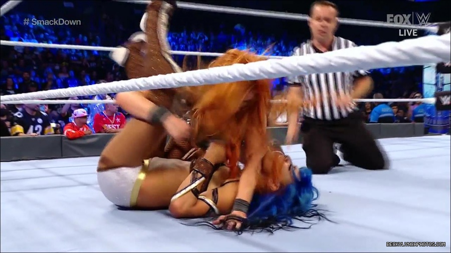 WWE_Supersized_SmackDown_2021_10_15_720p_HDTV_x264-NWCHD_mp4_006155159.jpg
