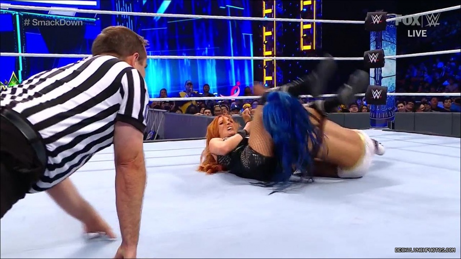 WWE_Supersized_SmackDown_2021_10_15_720p_HDTV_x264-NWCHD_mp4_006210615.jpg