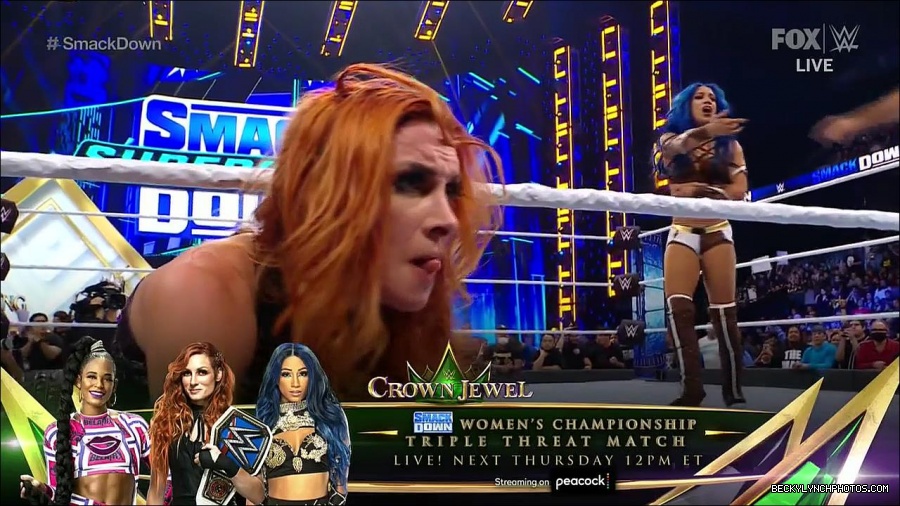 WWE_Supersized_SmackDown_2021_10_15_720p_HDTV_x264-NWCHD_mp4_006295299.jpg