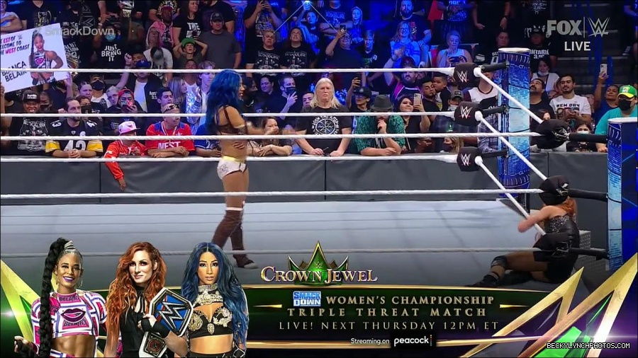 WWE_Supersized_SmackDown_2021_10_15_720p_HDTV_x264-NWCHD_mp4_006303708.jpg