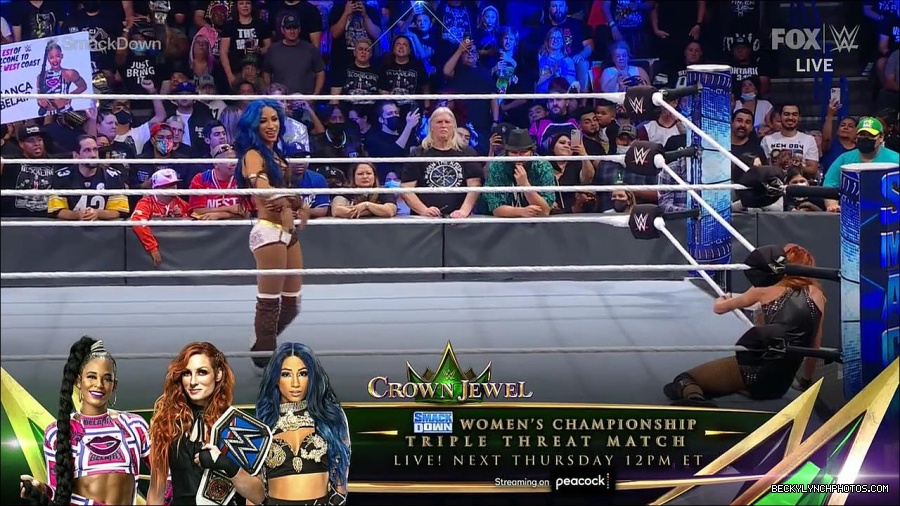WWE_Supersized_SmackDown_2021_10_15_720p_HDTV_x264-NWCHD_mp4_006304909.jpg