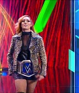 WWE_Supersized_SmackDown_2021_10_15_720p_HDTV_x264-NWCHD_mp4_004817189.jpg
